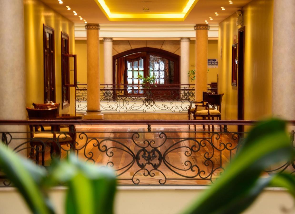 Grand Victoria Boutique Hotel โลจา ภายนอก รูปภาพ