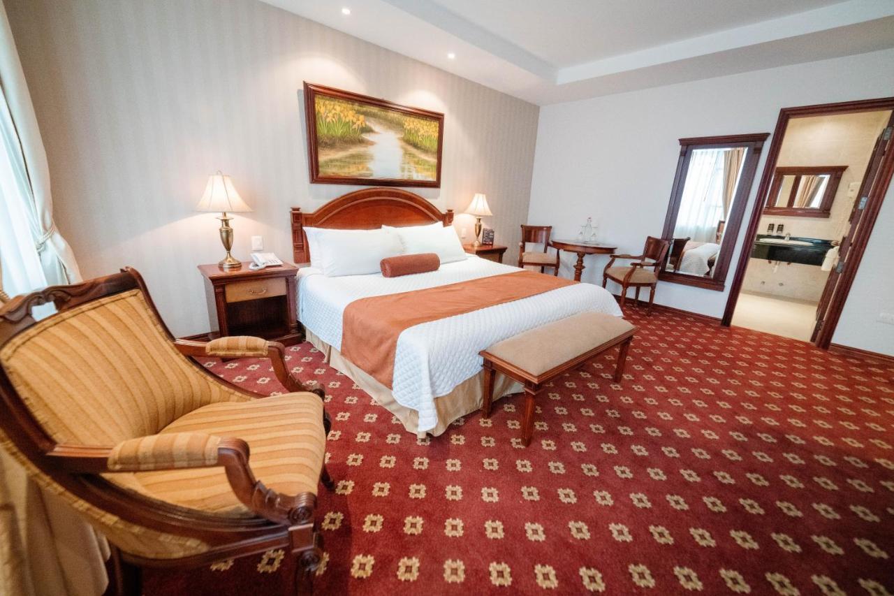 Grand Victoria Boutique Hotel โลจา ภายนอก รูปภาพ