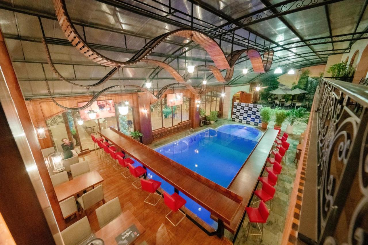 Grand Victoria Boutique Hotel โลจา ภายนอก รูปภาพ