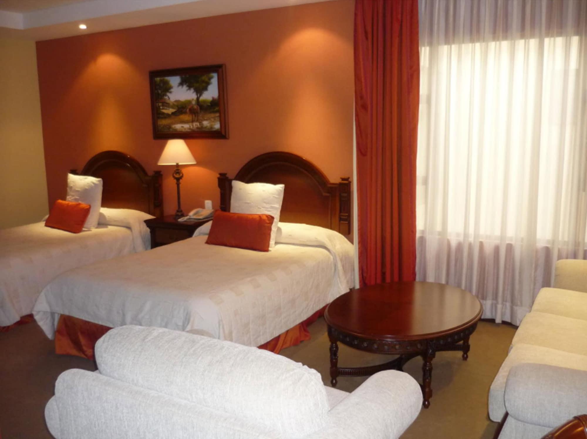 Grand Victoria Boutique Hotel โลจา ภายนอก รูปภาพ