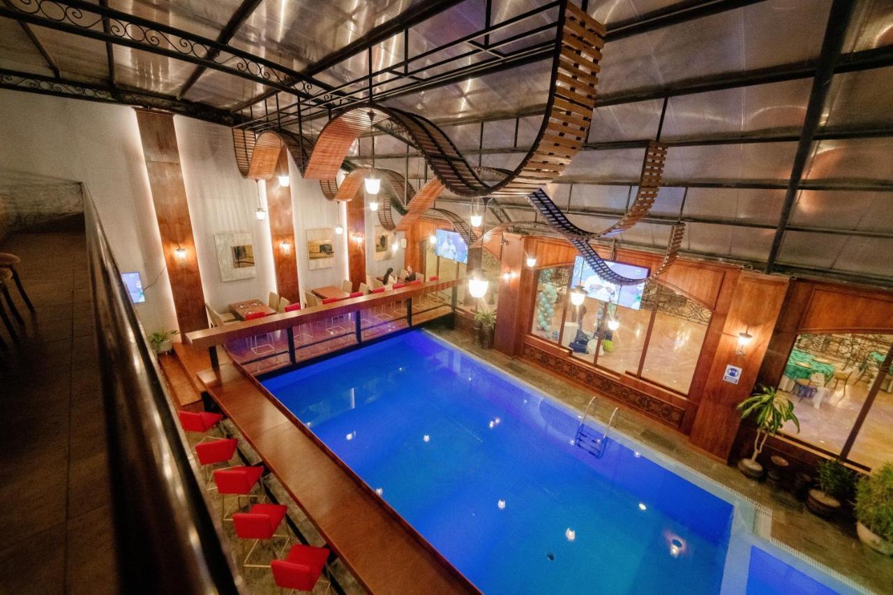 Grand Victoria Boutique Hotel โลจา ภายนอก รูปภาพ