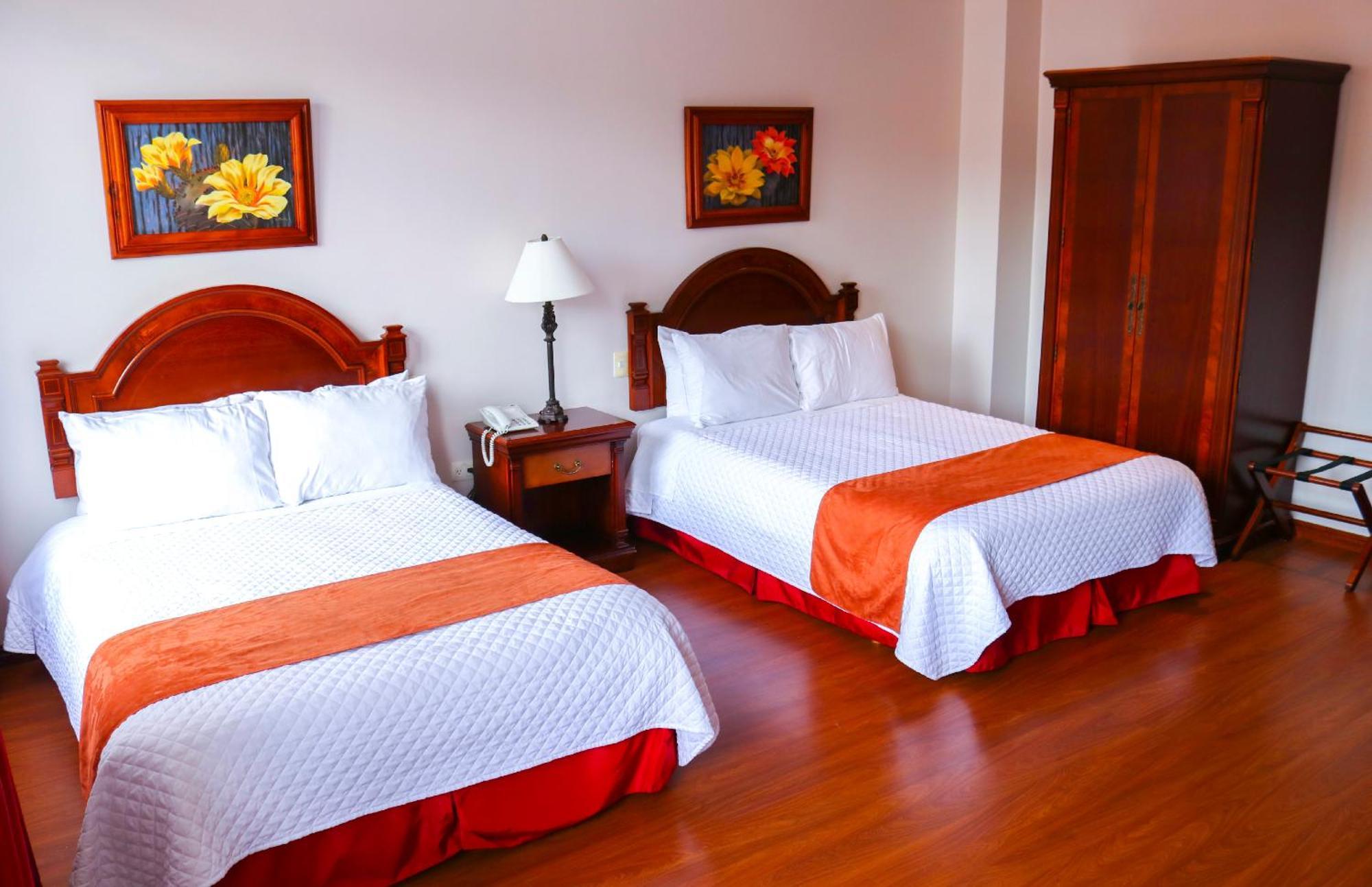 Grand Victoria Boutique Hotel โลจา ภายนอก รูปภาพ