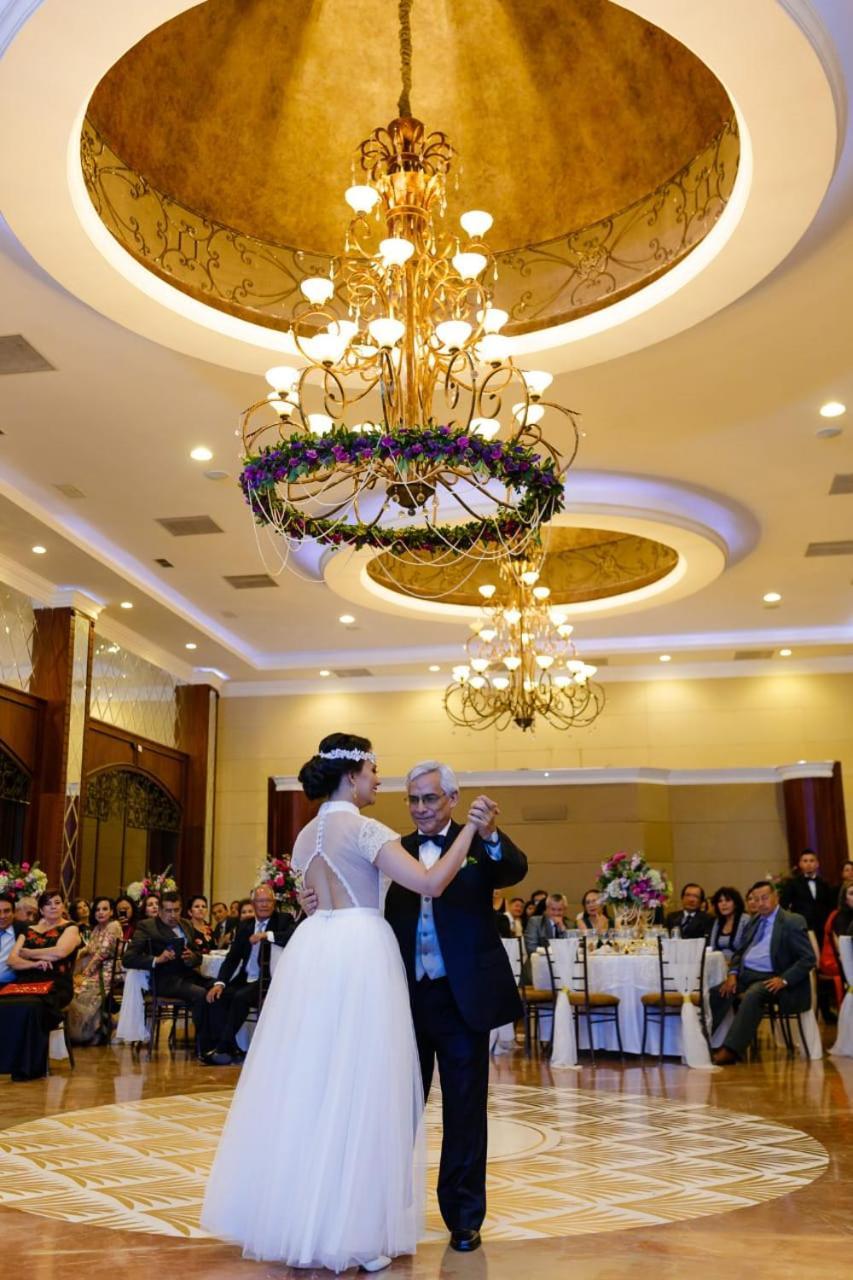Grand Victoria Boutique Hotel โลจา ภายนอก รูปภาพ